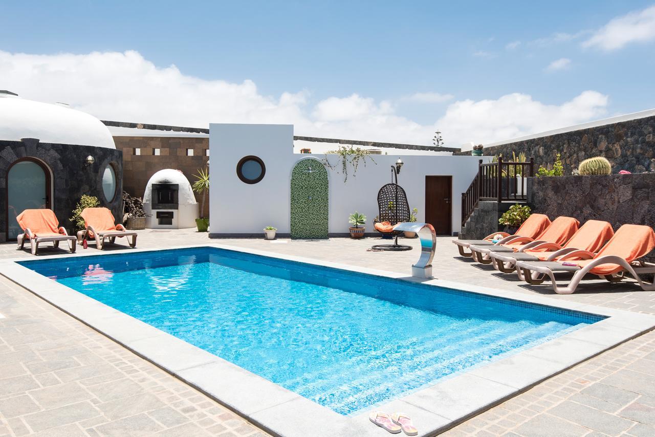 Finca Daniela Famara Ngoại thất bức ảnh